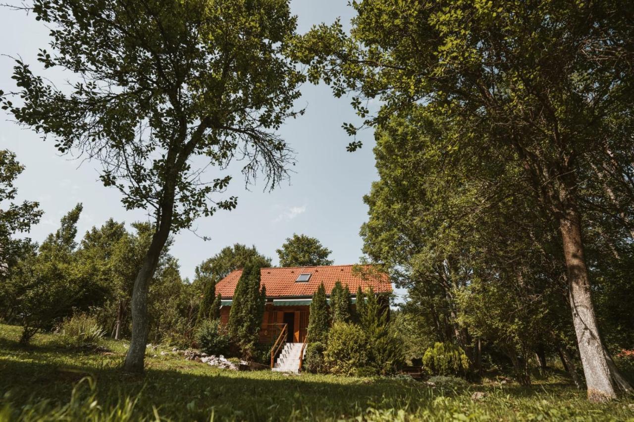 House Poljana Villa พลิตวิชกา เยเซรา ภายนอก รูปภาพ